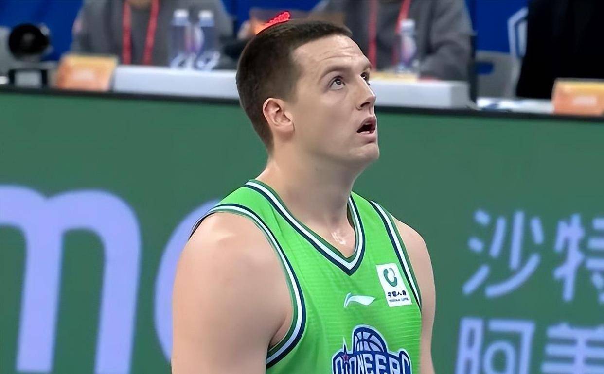 本杀强队集体送温暖球迷怒问：这球还能信吗？九游会网站打假球？CBA炸了！三天三场剧(图4)